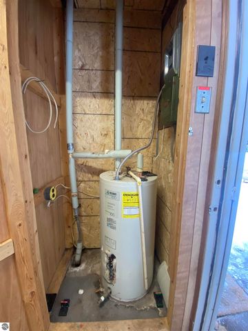 1240 Quigley Road, West Branch, MI 48661