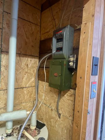 1240 Quigley Road, West Branch, MI 48661