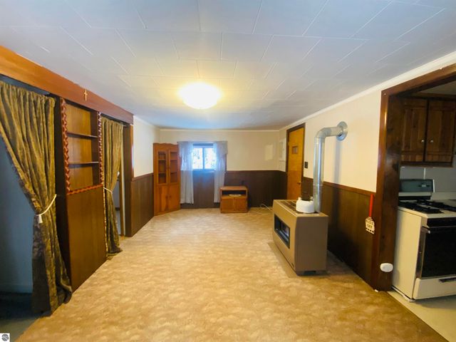 1240 Quigley Road, West Branch, MI 48661