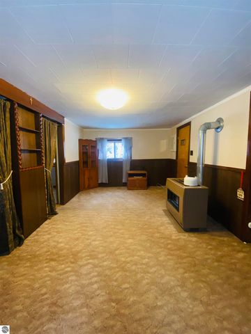 1240 Quigley Road, West Branch, MI 48661