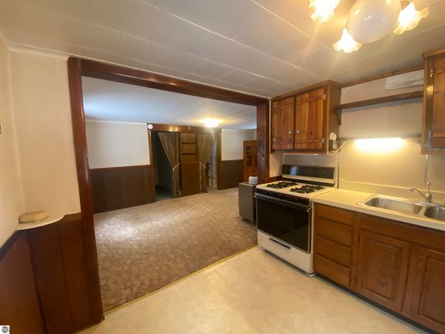 1240 Quigley Road, West Branch, MI 48661