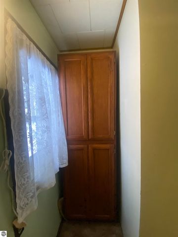 1240 Quigley Road, West Branch, MI 48661