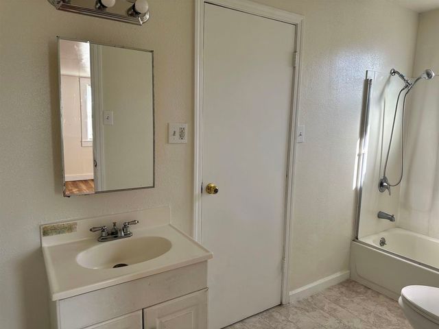 1800 1800 Post Ave, San Pablo, CA 94806