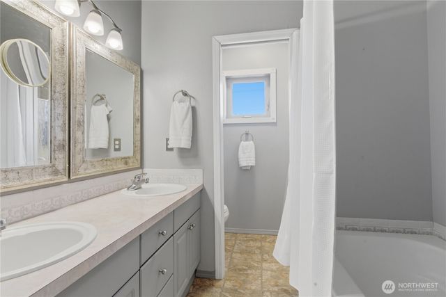 4063 Flora Drive, Fircrest, WA 98466