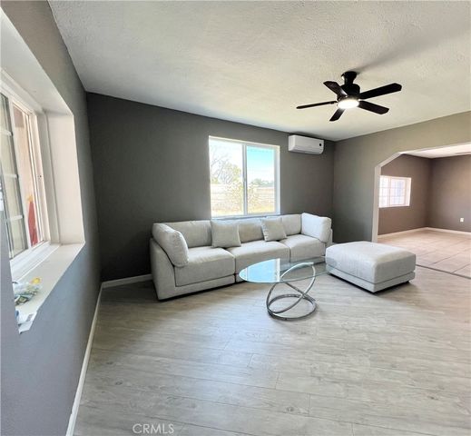 2527 W Third Avenue, San Bernardino, CA 92407