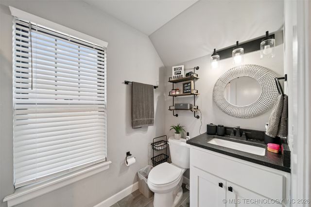 27232 E 131st Street S, Coweta, OK 74429