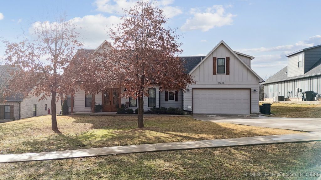 27232 E 131st Street S, Coweta, OK 74429