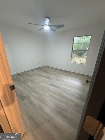 408 Meadowbrook Drive, Mcdonough, GA 30253