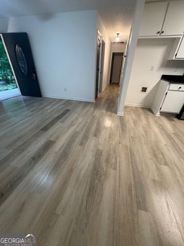 408 Meadowbrook Drive, Mcdonough, GA 30253