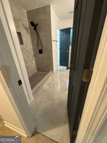 408 Meadowbrook Drive, Mcdonough, GA 30253