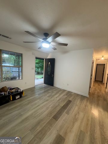 408 Meadowbrook Drive, Mcdonough, GA 30253