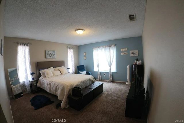 14465 Linden, Hesperia, CA 92345