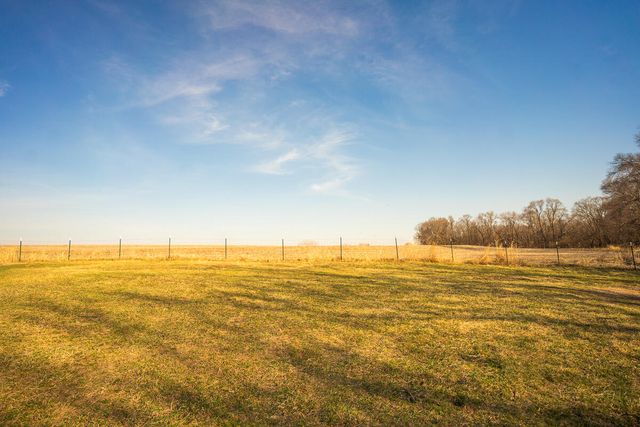 2244 270TH Avenue, Sidney, IA 51652