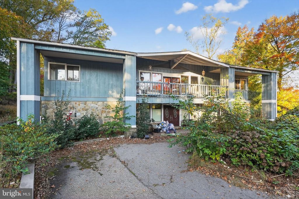 729 GLENEAGLES DR, Fort Washington, MD 20744