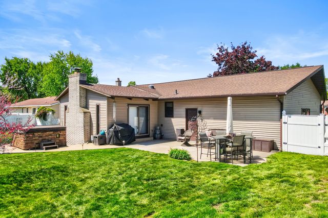 7702 Park Lane Avenue, Georgetown Twp, MI 49428
