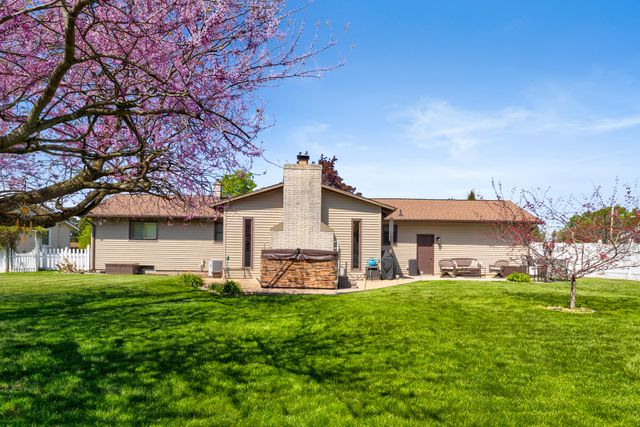 7702 Park Lane Avenue, Georgetown Twp, MI 49428