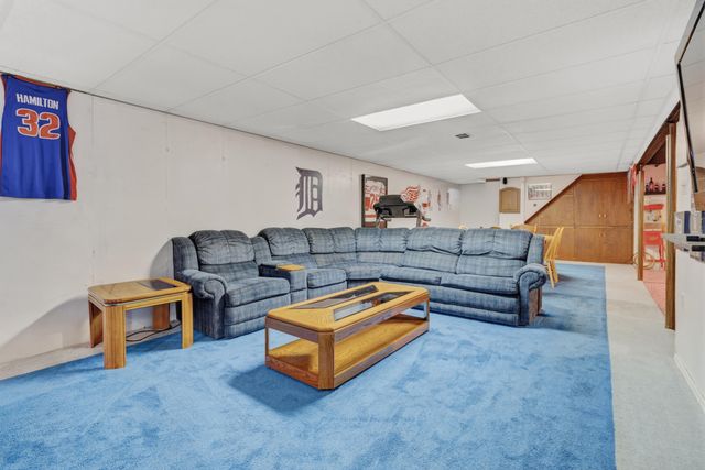7702 Park Lane Avenue, Georgetown Twp, MI 49428