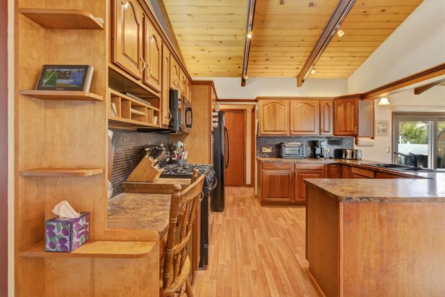7702 Park Lane Avenue, Georgetown Twp, MI 49428