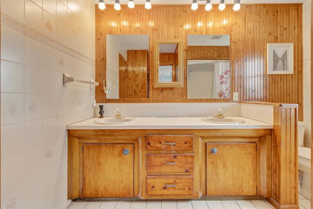 7702 Park Lane Avenue, Georgetown Twp, MI 49428