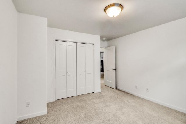 2575 Golden Lane S, Fargo, ND 58104