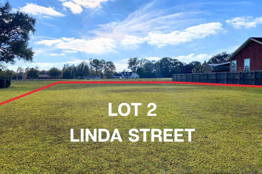 4523 Linda St, Napoleonville, LA 70390