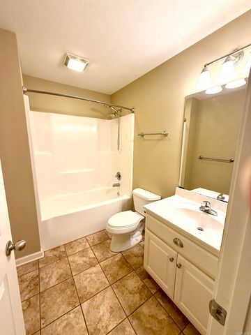 84 Rebecca Lane, Searcy, AR 72143