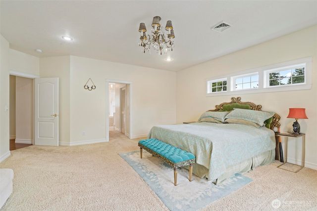 3025 Harrison Avenue, Centralia, WA 98531