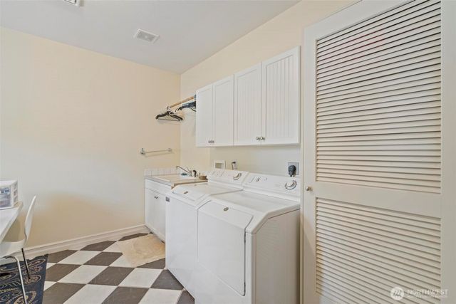 3025 Harrison Avenue, Centralia, WA 98531