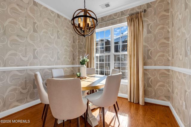 712 Abby Road, Middletown, NJ 07748