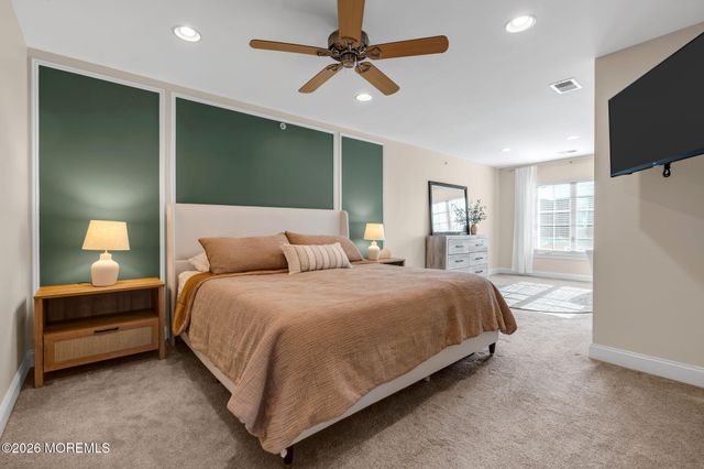 712 Abby Road, Middletown, NJ 07748