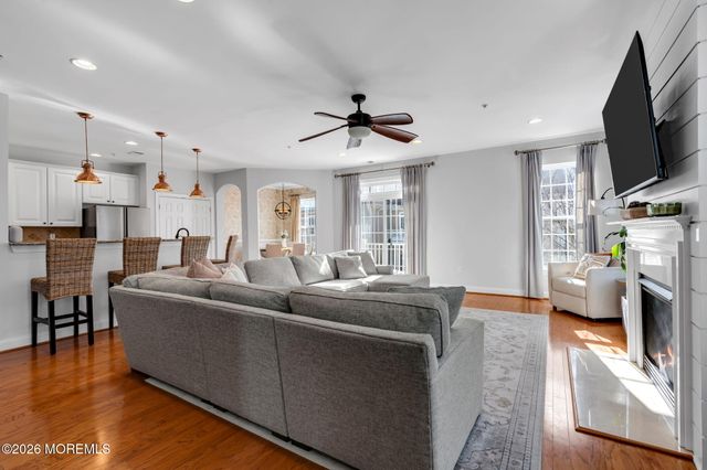 712 Abby Road, Middletown, NJ 07748