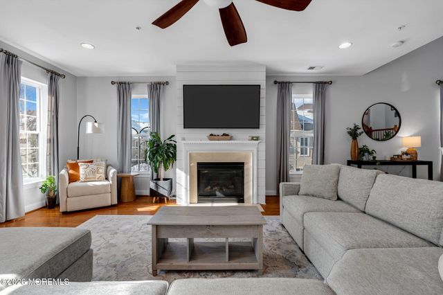 712 Abby Road, Middletown, NJ 07748