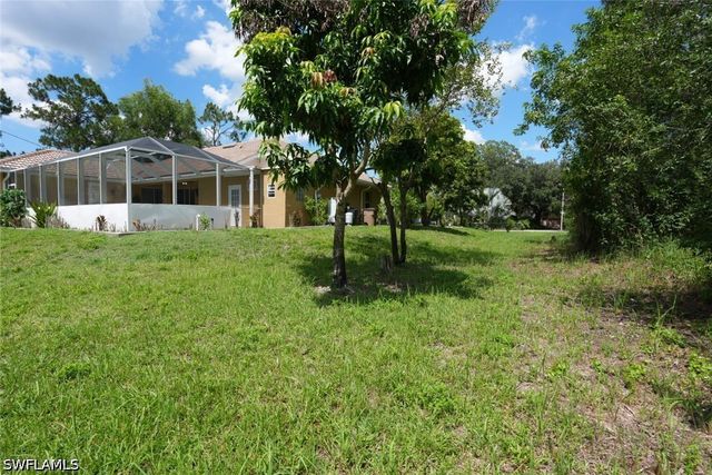 219 Columbus AVE, Lehigh Acres, FL 33936