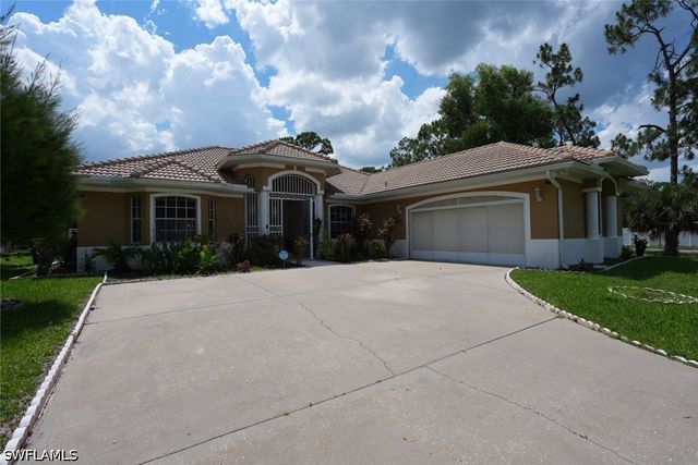 219 Columbus AVE, Lehigh Acres, FL 33936