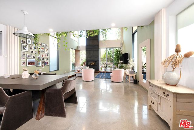 417 Venice Way, Venice, CA 90291