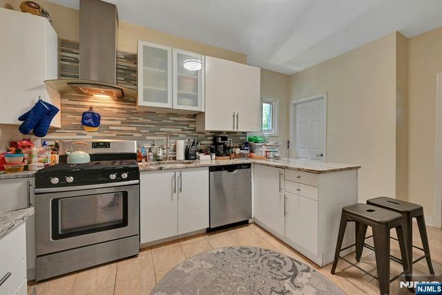 14 Wheeler Street, Montclair, NJ 07042