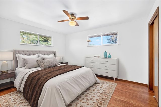 14 Holt Dr, Union Twp, PA 15332