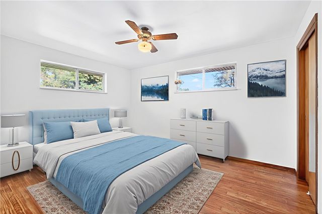 14 Holt Dr, Union Twp, PA 15332