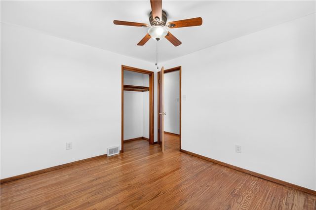 14 Holt Dr, Union Twp, PA 15332