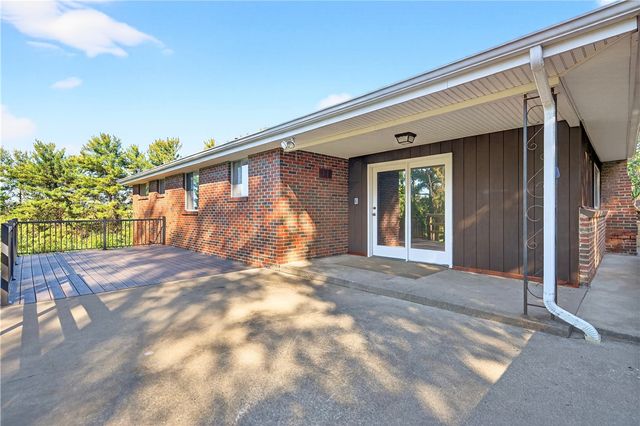 14 Holt Dr, Union Twp, PA 15332