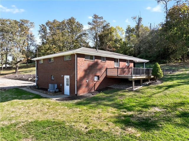 14 Holt Dr, Union Twp, PA 15332