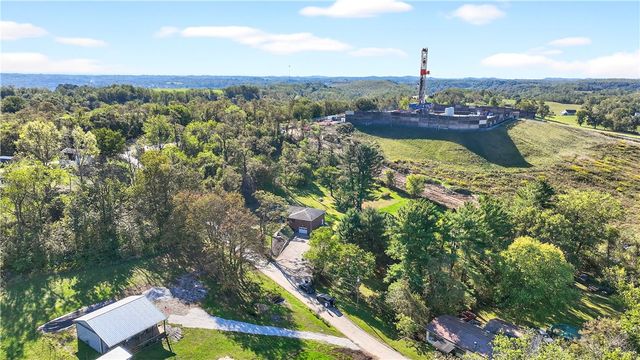 14 Holt Dr, Union Twp, PA 15332