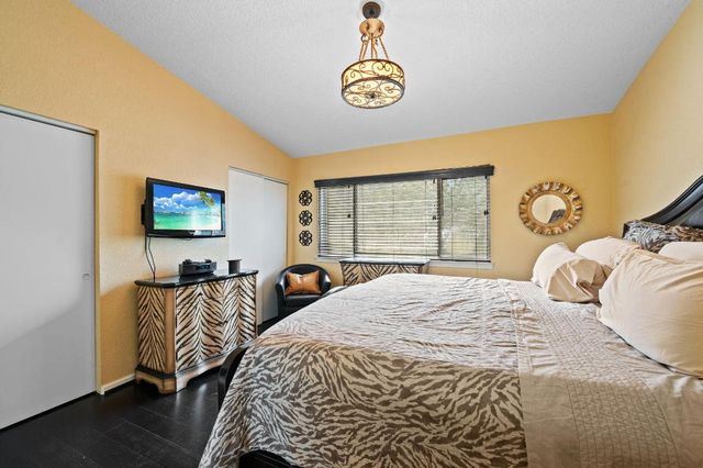 5628 NW 99th Lane, Coral Springs, FL 33076