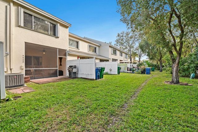 5628 NW 99th Lane, Coral Springs, FL 33076