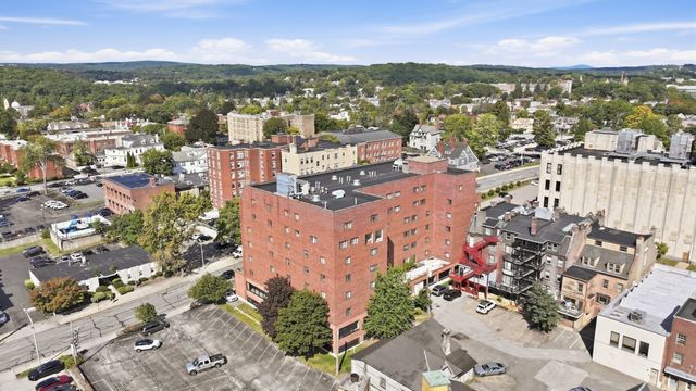 44 Elm Street 109, Worcester, MA 01609