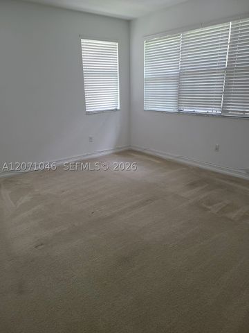 11362 SW 15th St, Pembroke Pines, FL 33025