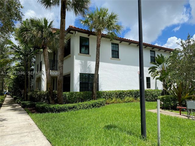 11362 SW 15th St, Pembroke Pines, FL 33025