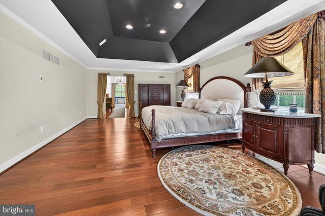 14 BALTUSROL TER, Moorestown, NJ 08057