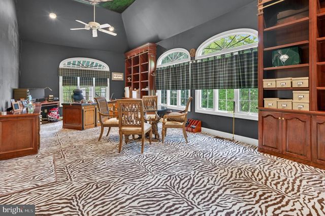 14 BALTUSROL TER, Moorestown, NJ 08057