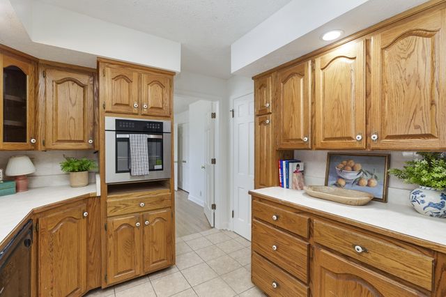1512 Hadley Ave, Old Hickory, TN 37138